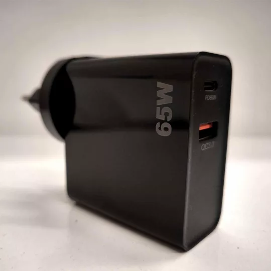 GVDA 65W gyorstöltő USB-C/USB-A – GD300/GD301 forrasztópákához