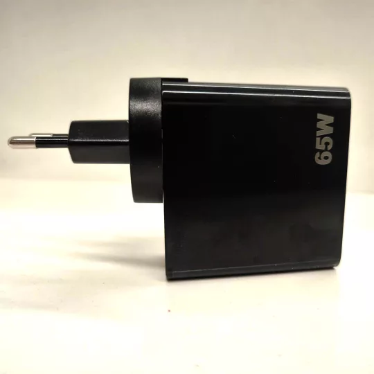 GVDA 65W gyorstöltő USB-C/USB-A – GD300/GD301 forrasztópákához