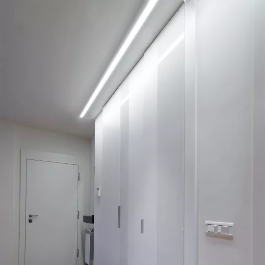 Topmet LINEA20 LED profil eloxált aluminium változatban 4 méteres szálban