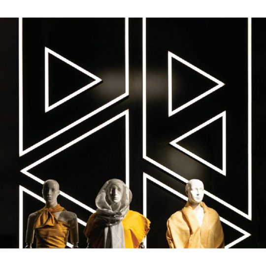 LED profil VARIO30-07 sarokidom síkban forduló 135°-os (fekete)